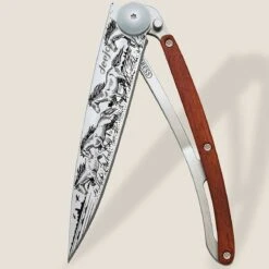 Couteau De Poche Deejo Bois Corail / Chevaux Sauvages - 37 Gr - Adrielle - 1CB000071